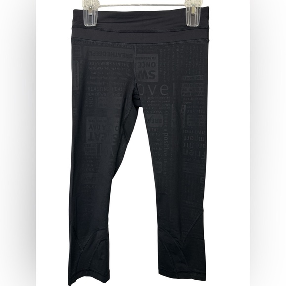 LULULEMON Wunder Under HR Crop 23" Manifesto Foil Black Size 6 - Picture 1 of 8